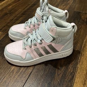 ADIDAS Postmove Mid Sneaker Kids size 3